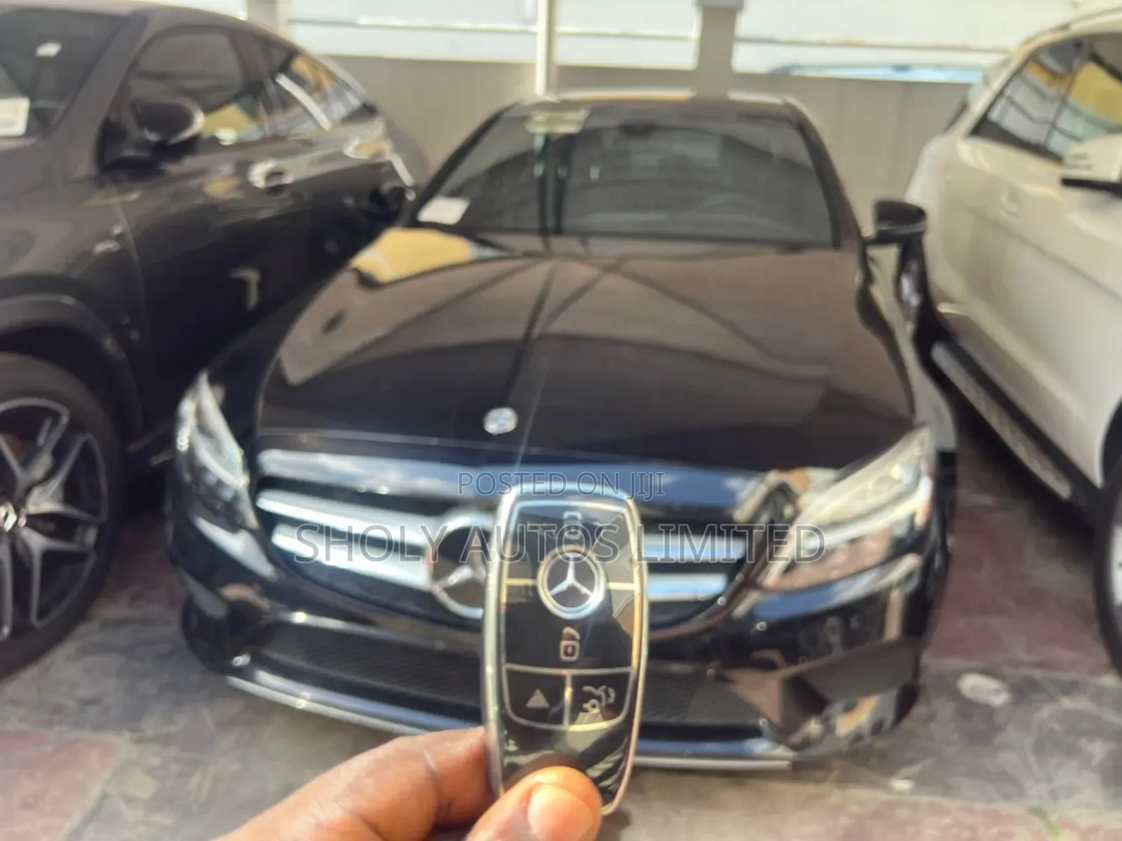 Mercedes-Benz C300 2020 Blue