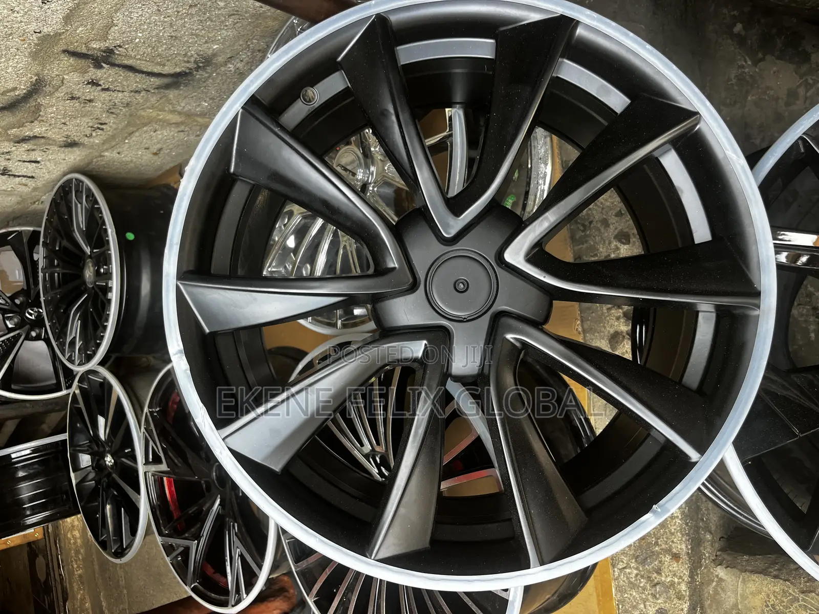 19rim Matt Black