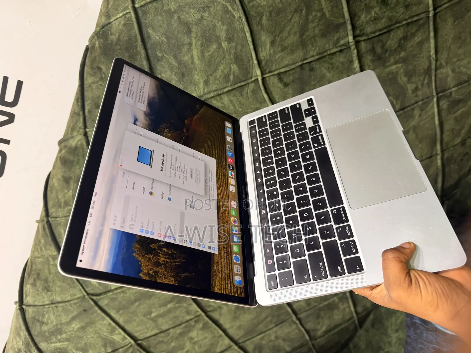 Laptop Apple MacBook Pro 2020 16GB Intel Core i5 SSD 512GB