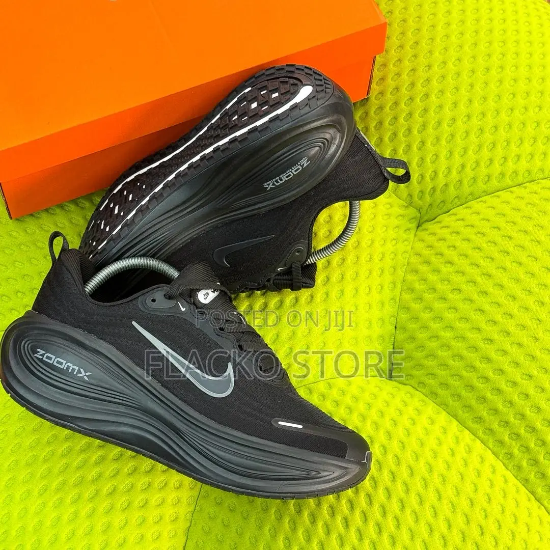 Original Nike Vomero 18 Plus Zoom X Sneakers