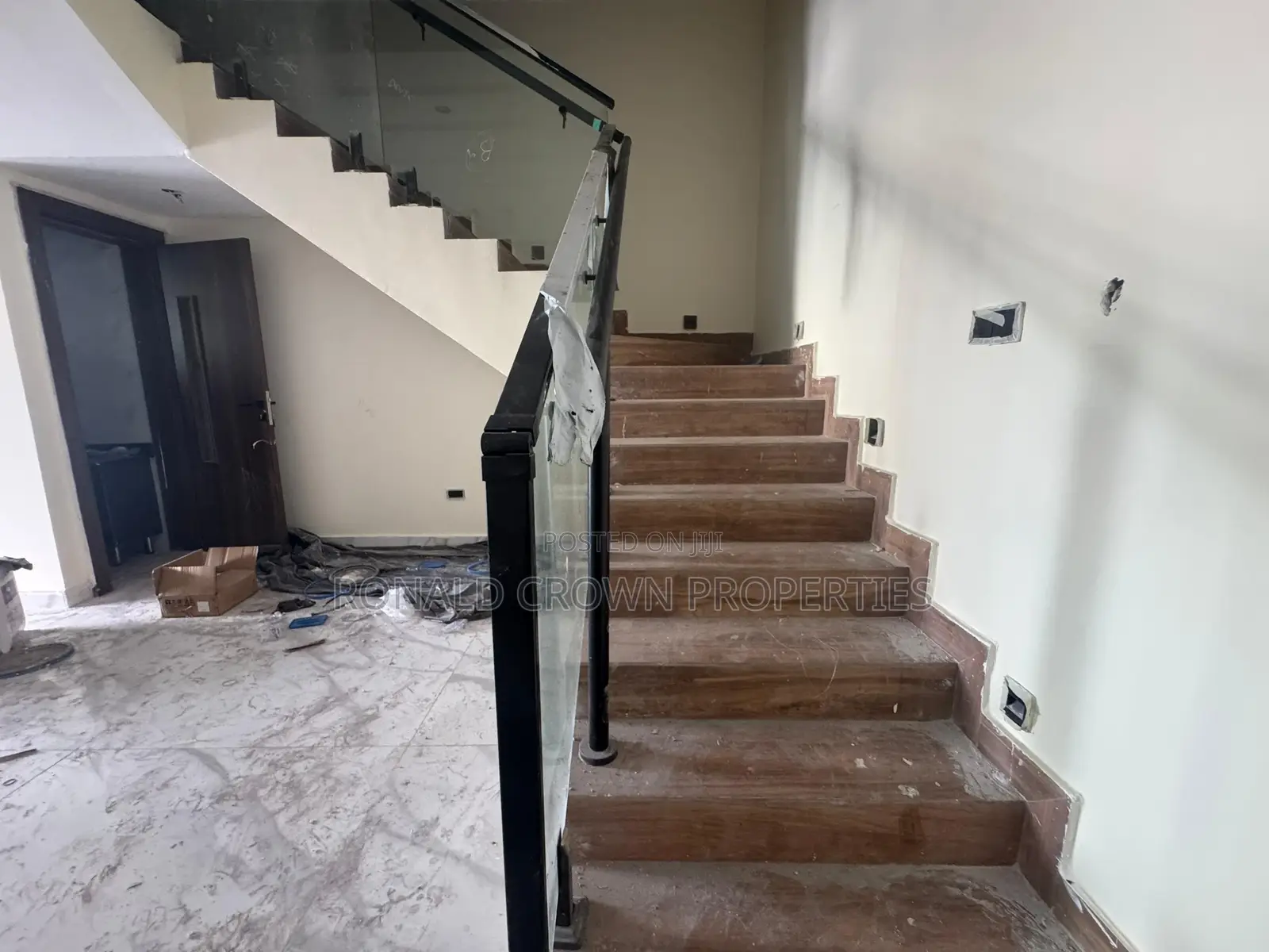4bdrm Duplex in Omole Phase 2 for sale