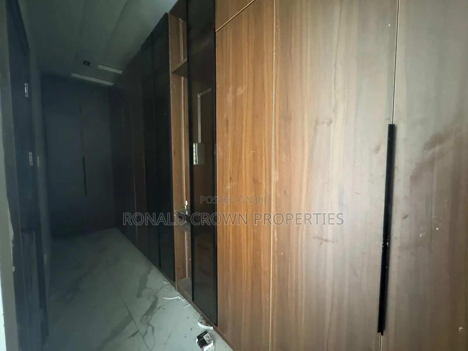 4bdrm Duplex in Omole Phase 2 for sale