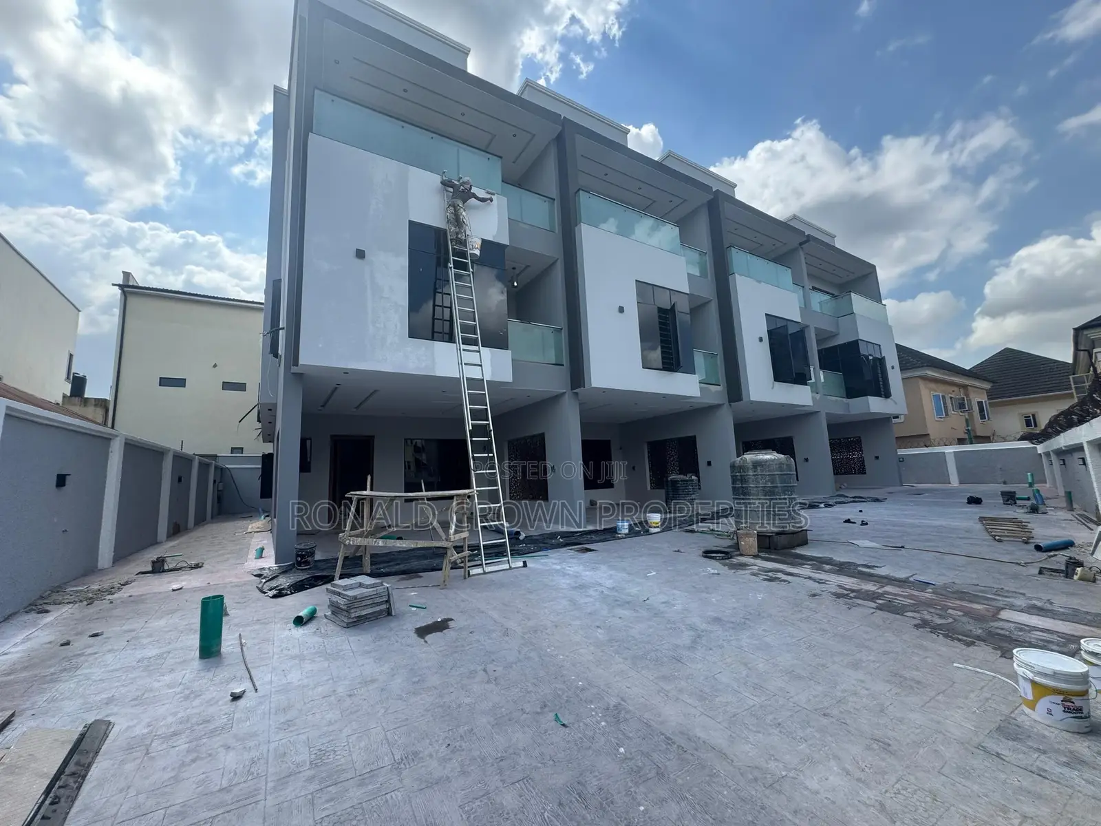 4bdrm Duplex in Omole Phase 2 for sale