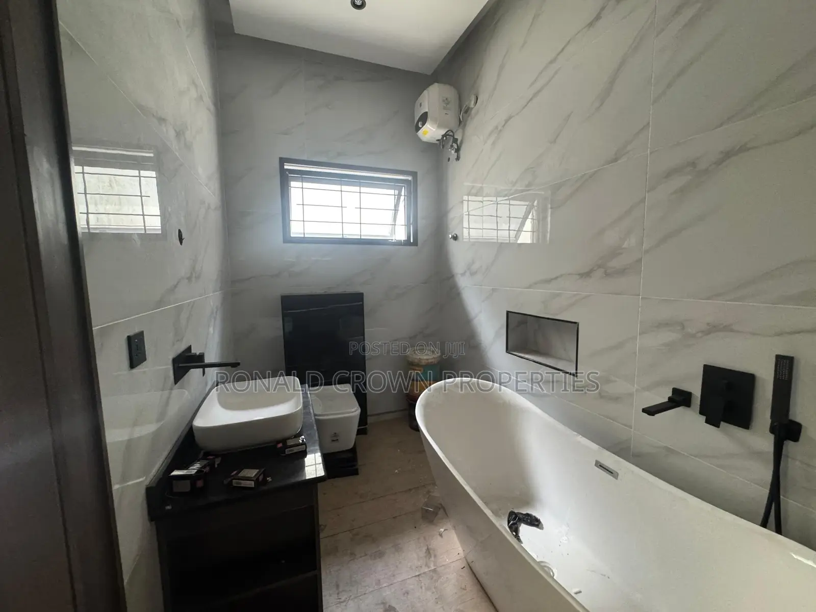 4bdrm Duplex in Omole Phase 2 for sale