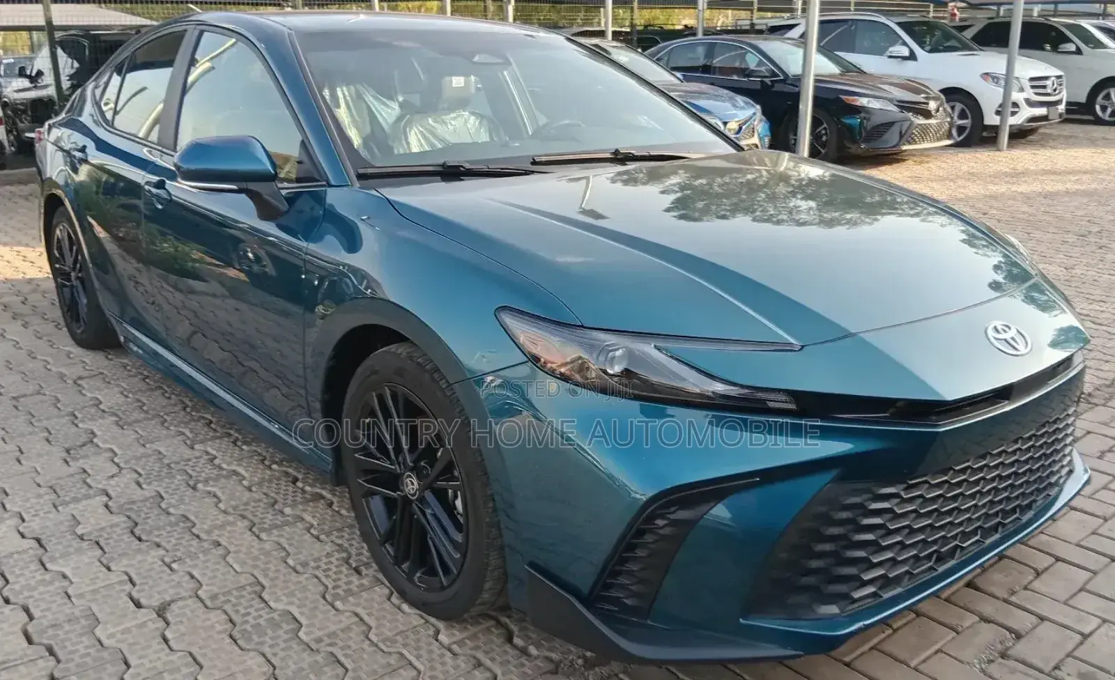Toyota Camry XSE 2025 Teal