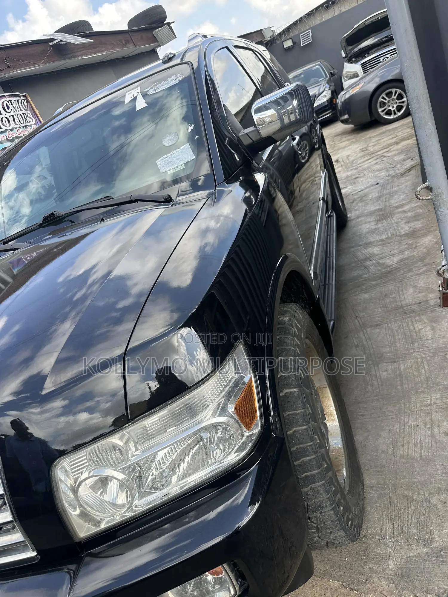 Infiniti QX56 2009 Black