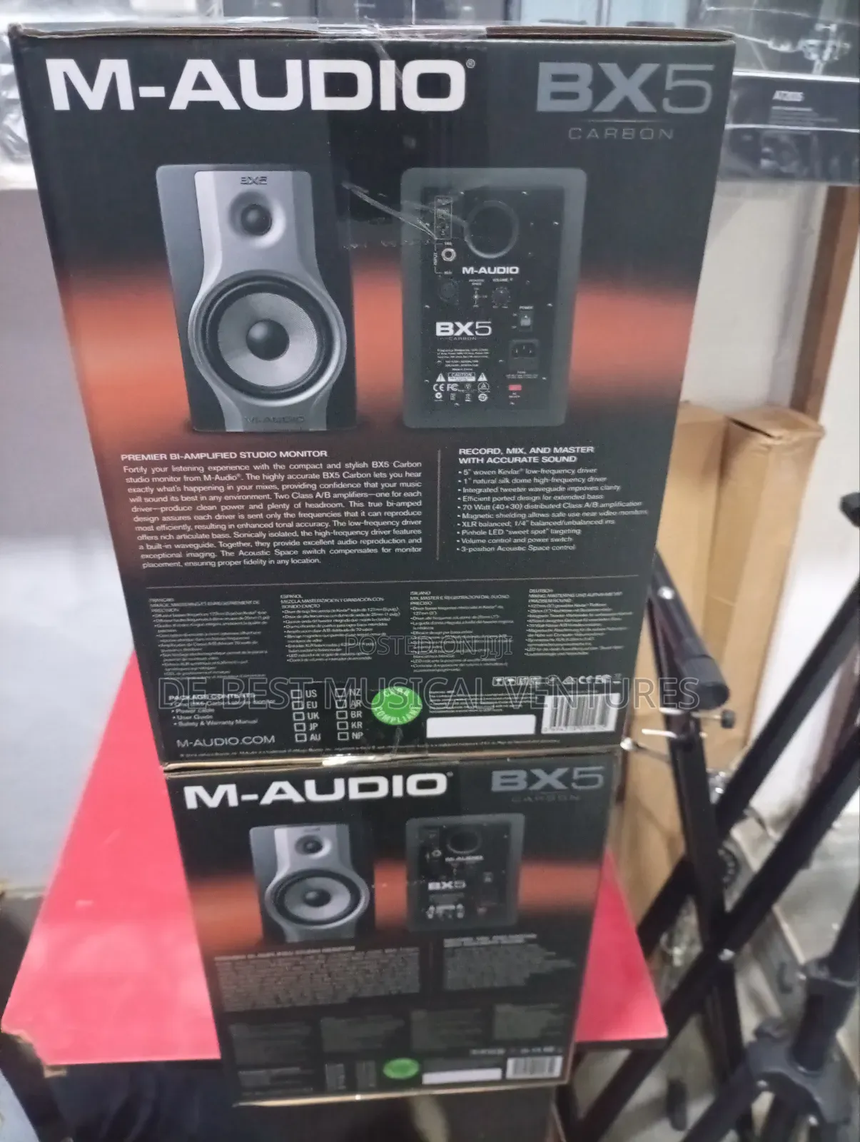 M-Audio Bx5 Carbon Studio Monitor Speaker