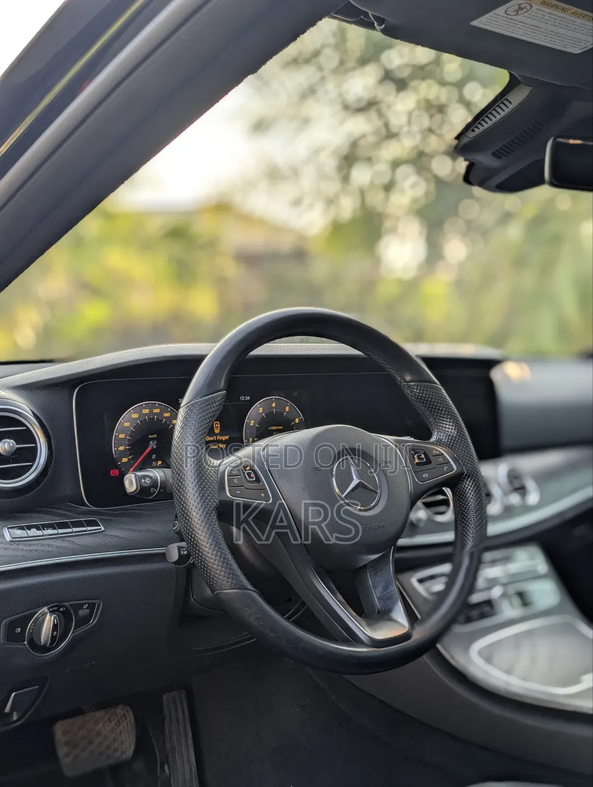 Mercedes-Benz E400 2018 Black