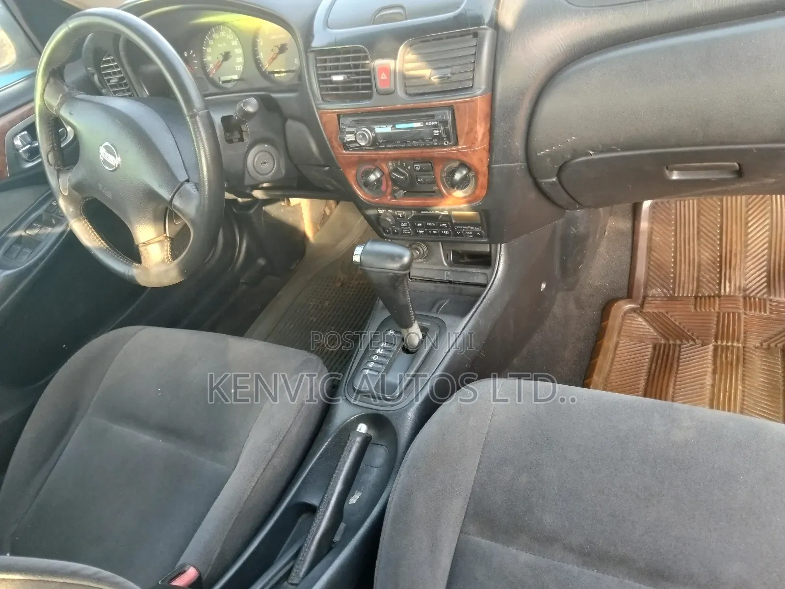 Nissan Sunny 2005 Blue