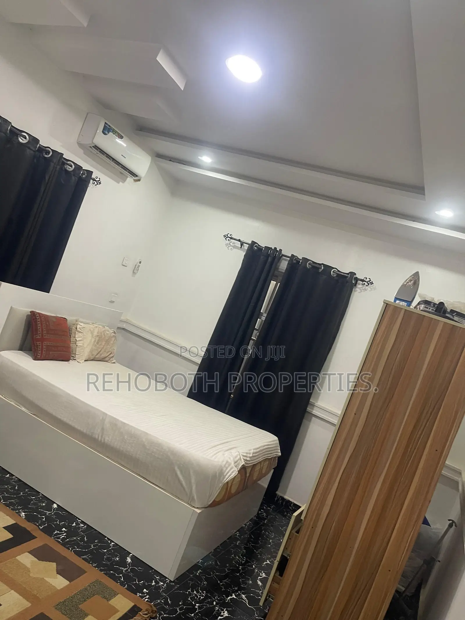 4bdrm Bungalow in Ajila Elebu, Akala Express for rent