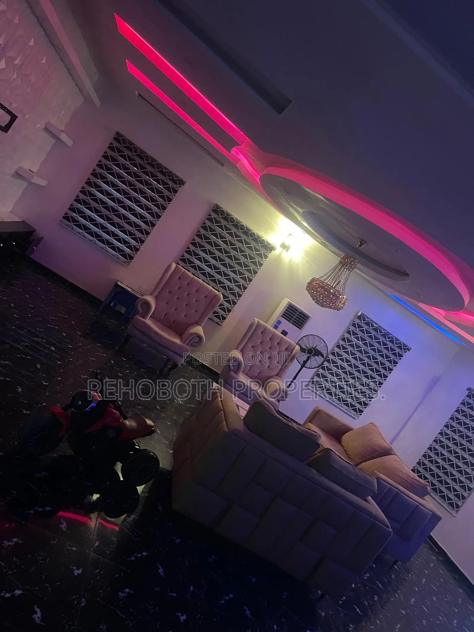 4bdrm Bungalow in Ajila Elebu, Akala Express for rent