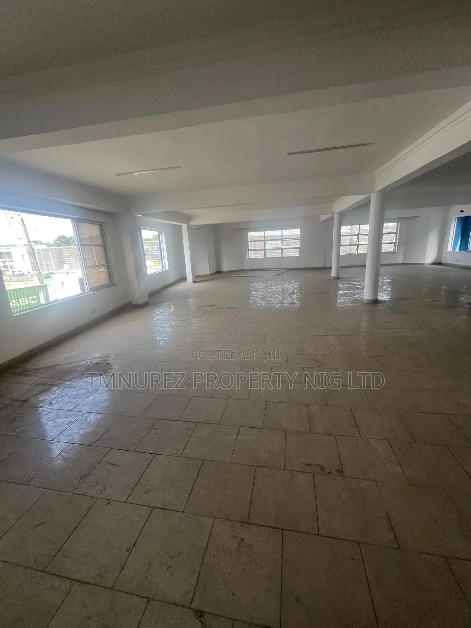 Office Space to Let at Eleganza