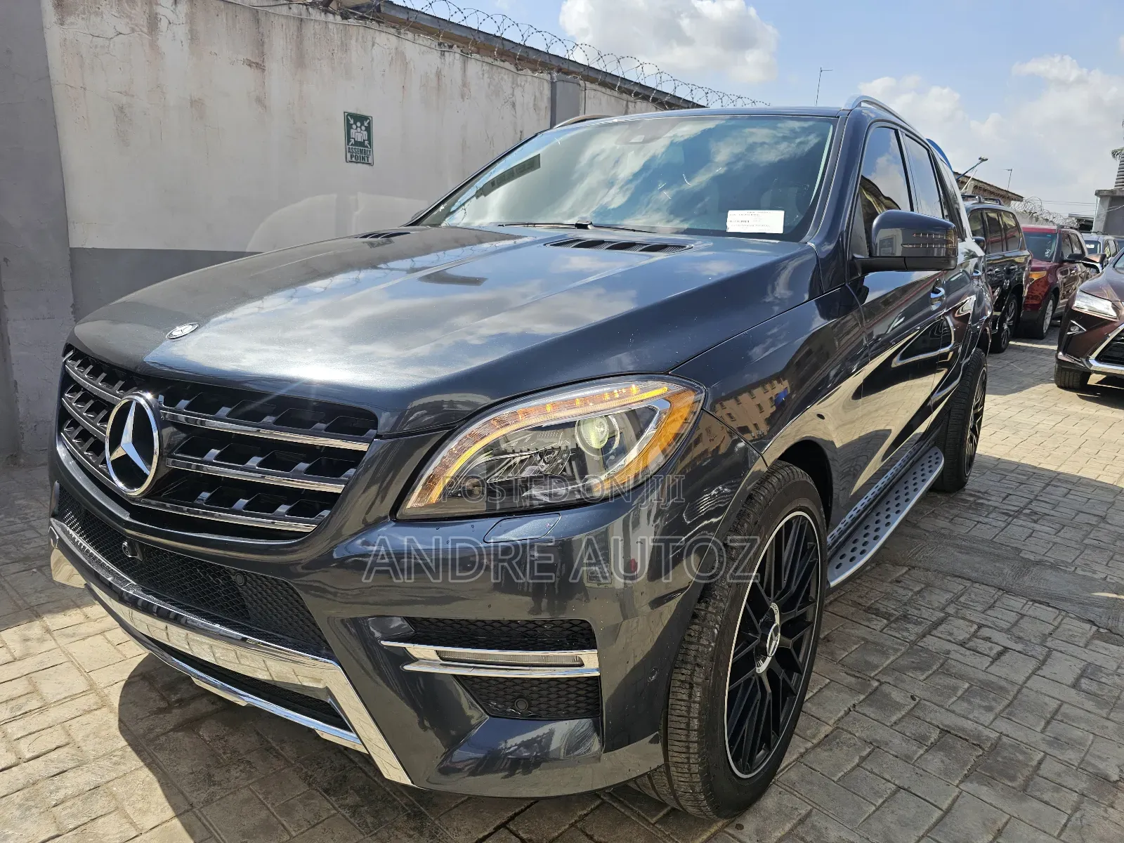 Mercedes-Benz M Class ML400 4MATIC 4dr SUV AWD (3.0L 6cyl Turbo 7A)