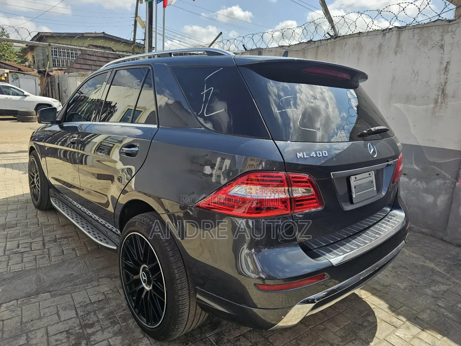 Mercedes-Benz M Class ML400 4MATIC 4dr SUV AWD (3.0L 6cyl Turbo 7A)