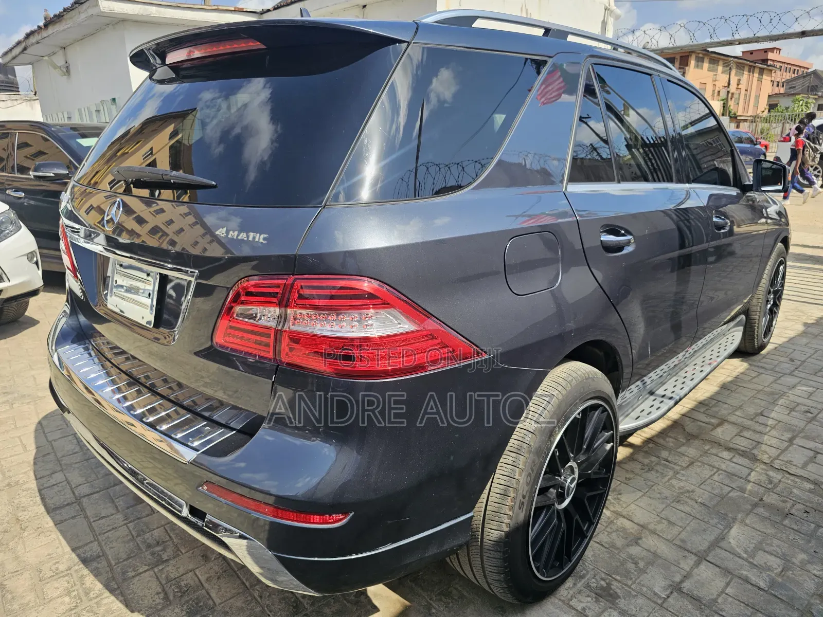 Mercedes-Benz M Class ML400 4MATIC 4dr SUV AWD (3.0L 6cyl Turbo 7A)