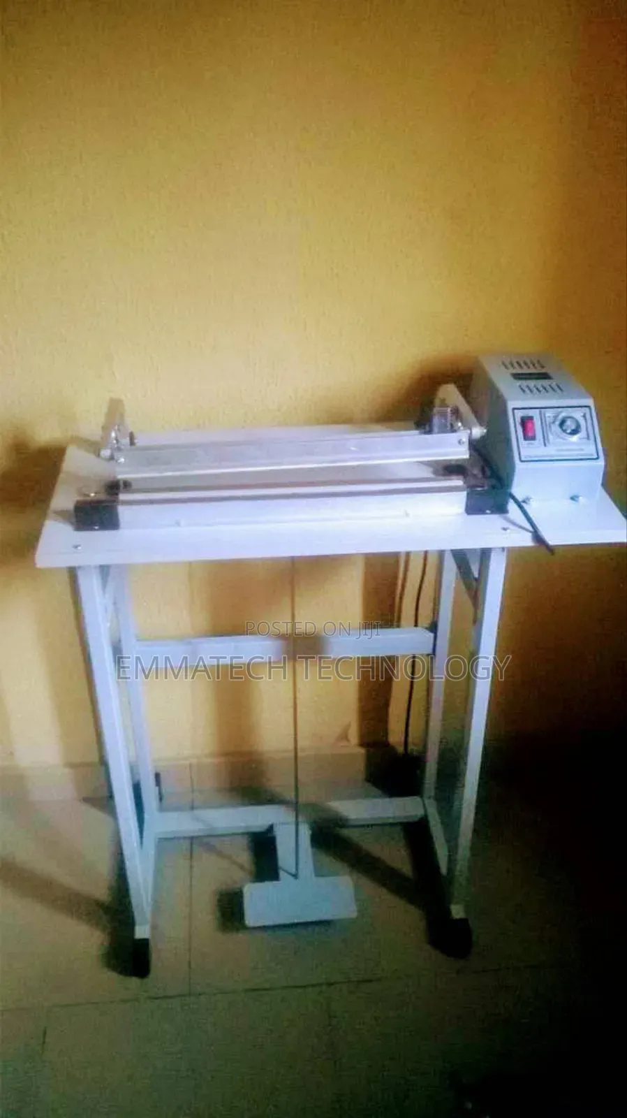 400mm Padal Sealing Machine