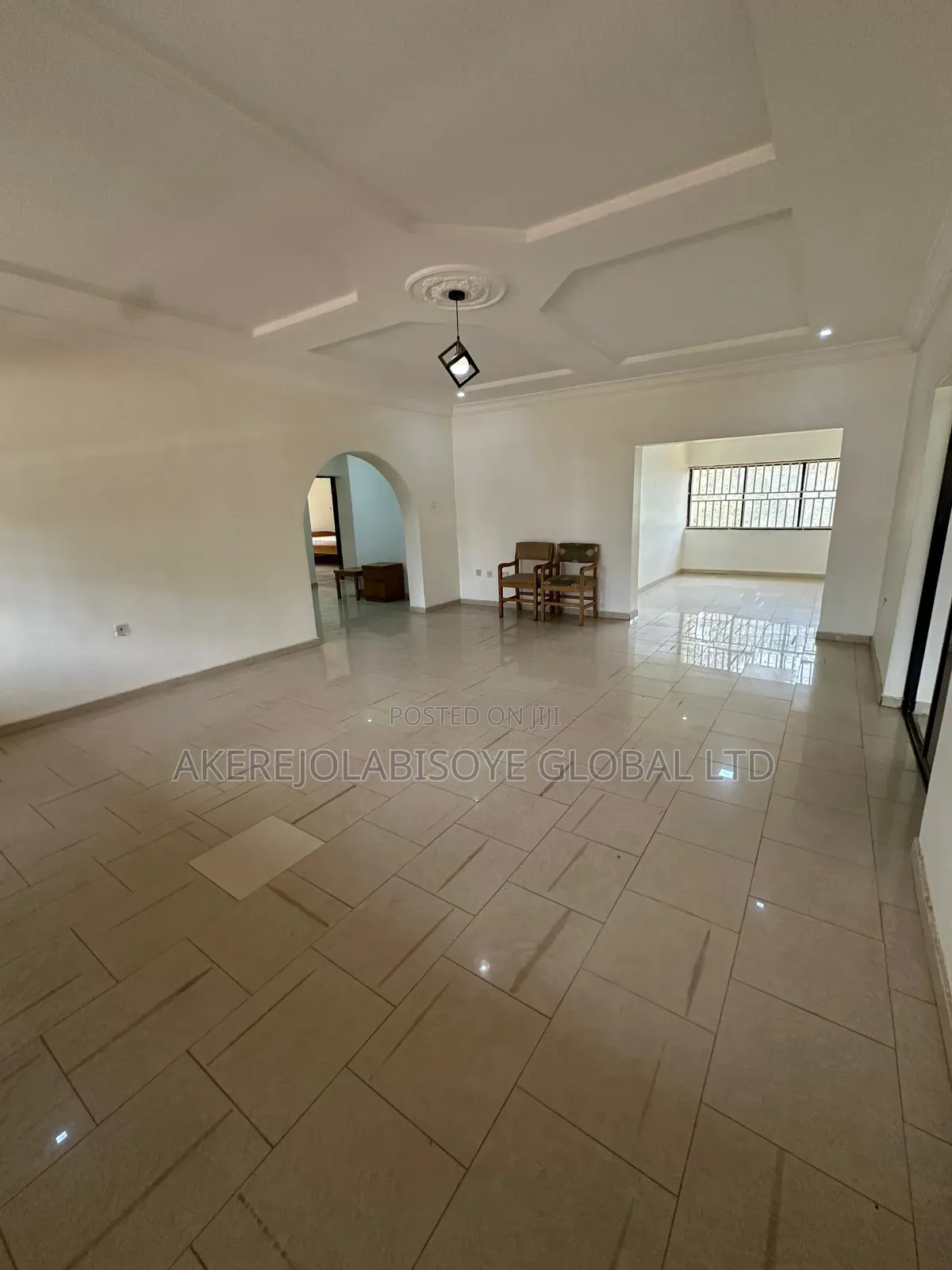 3bdrm Apartment in Wuse 2 Abuja for rent