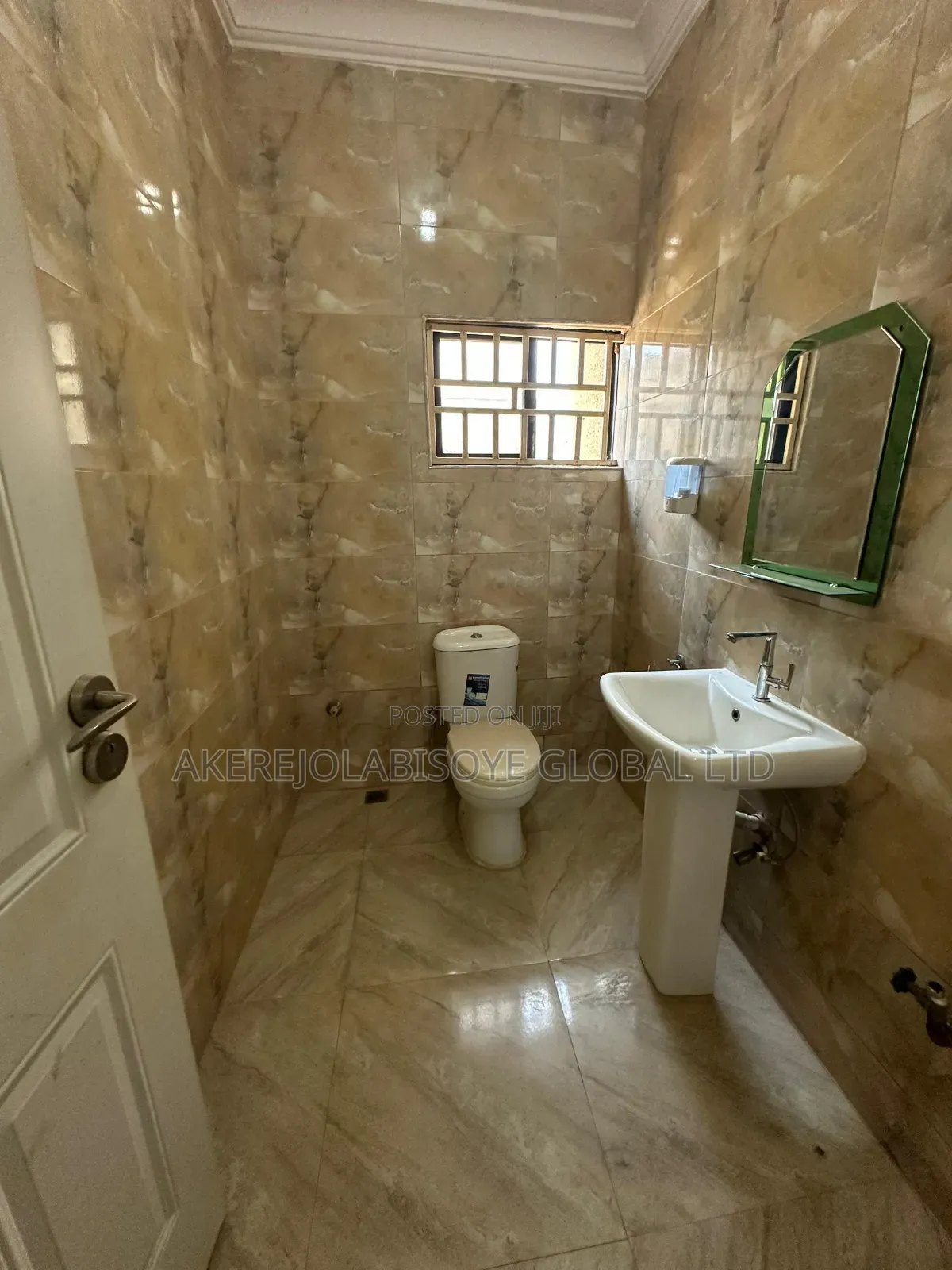 3bdrm Apartment in Wuse 2 Abuja for rent