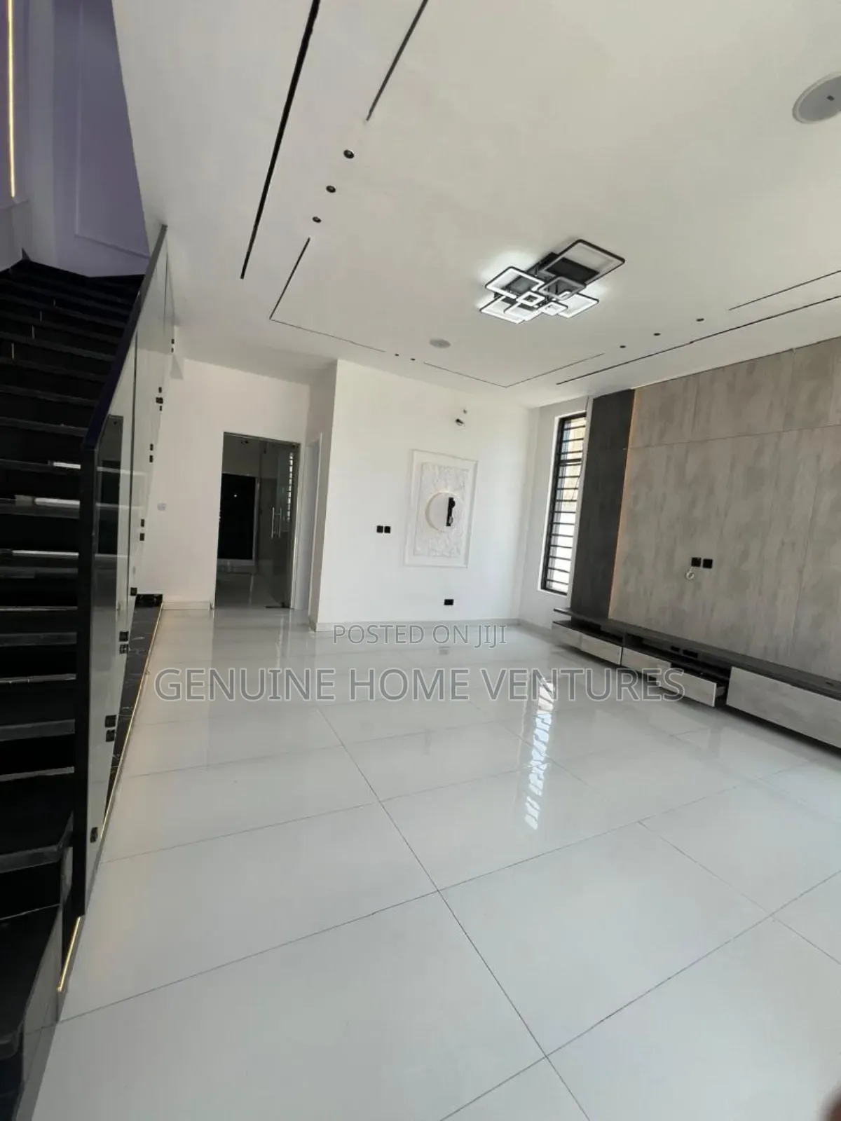 4bdrm Duplex in Ikota for sale