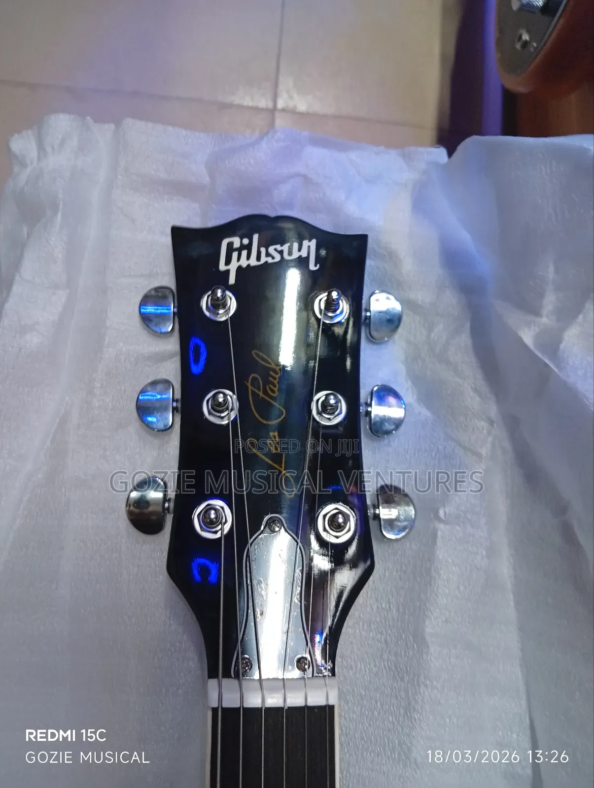 The Best Quality Gibson Less Paul With Clean Sound Electric Guitar