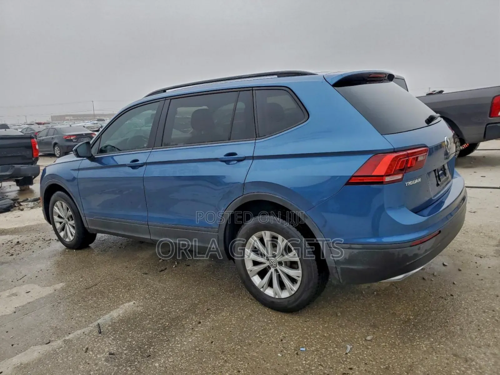 Volkswagen Tiguan 2.0T S FWD 2018 Blue