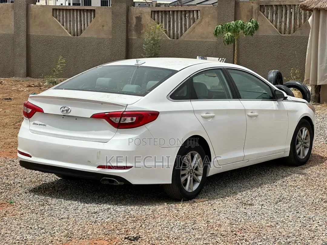 Hyundai Sonata SE 2017 White