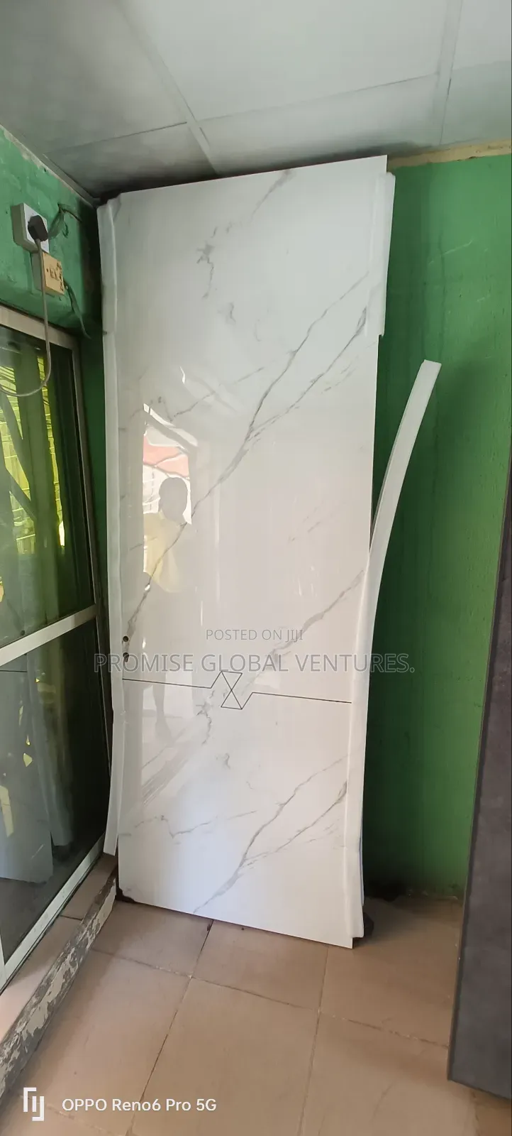Garlic Wooden Mirror Door