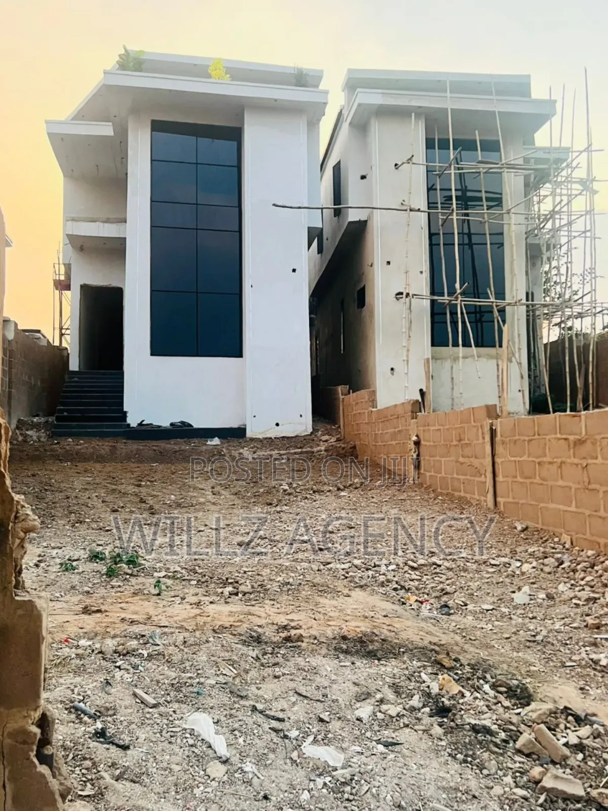 5bdrm Duplex in Legacy, Enugu for sale