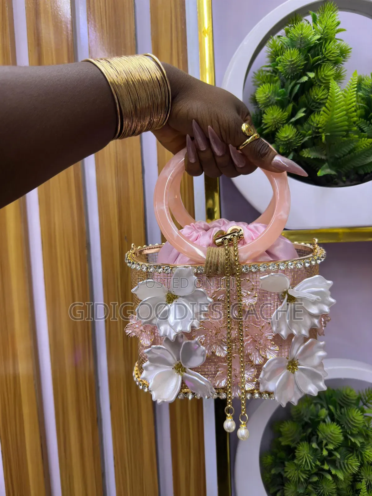 Floral Cocoon Purse