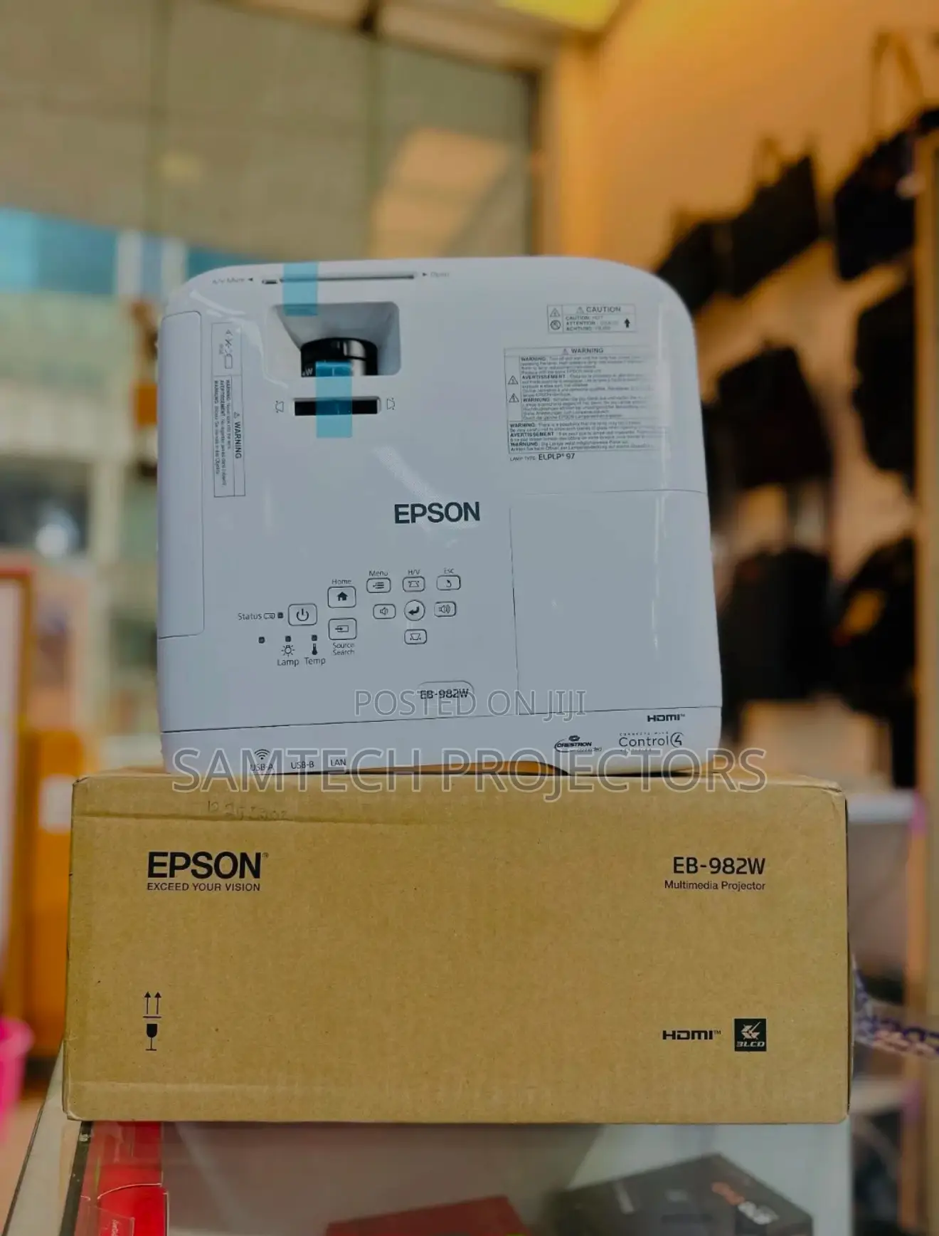 Brand New Epson Projector in Abuja, Lagos Island, Warri, Ph, Ibadan