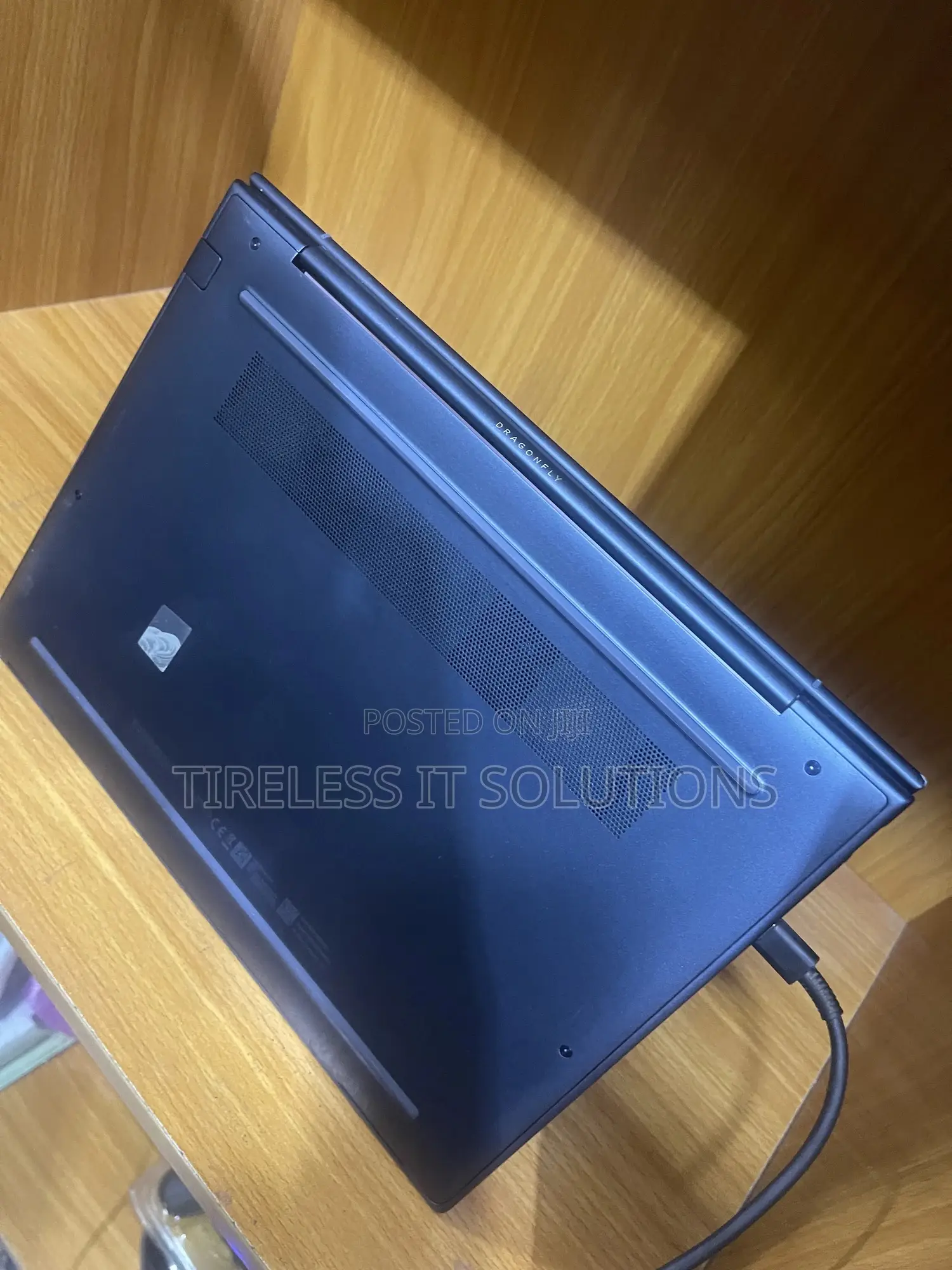 Laptop HP Dragonfly G3 16GB Intel Core i7 SSD 512GB