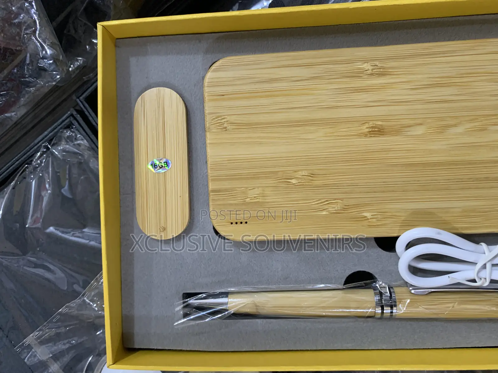 Customized Promotional Bamboo Power Bank Flash Drive and Pen Gifts Set