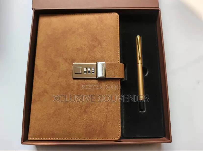 Personalized A5 Pin Lockable Pu Leather Vintage Journal and Pen Set
