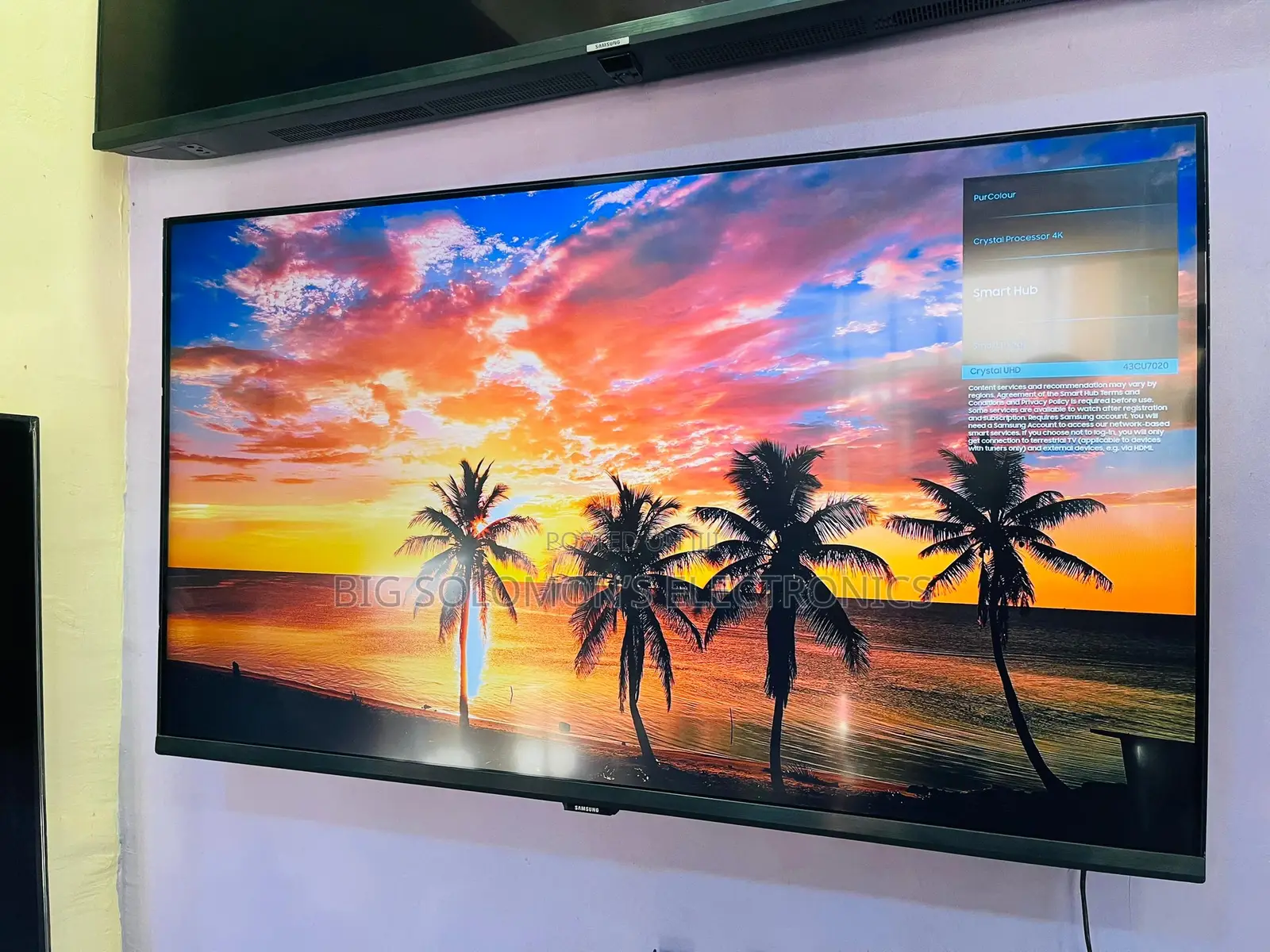Samsung 43" Crystal Uhd Cu)