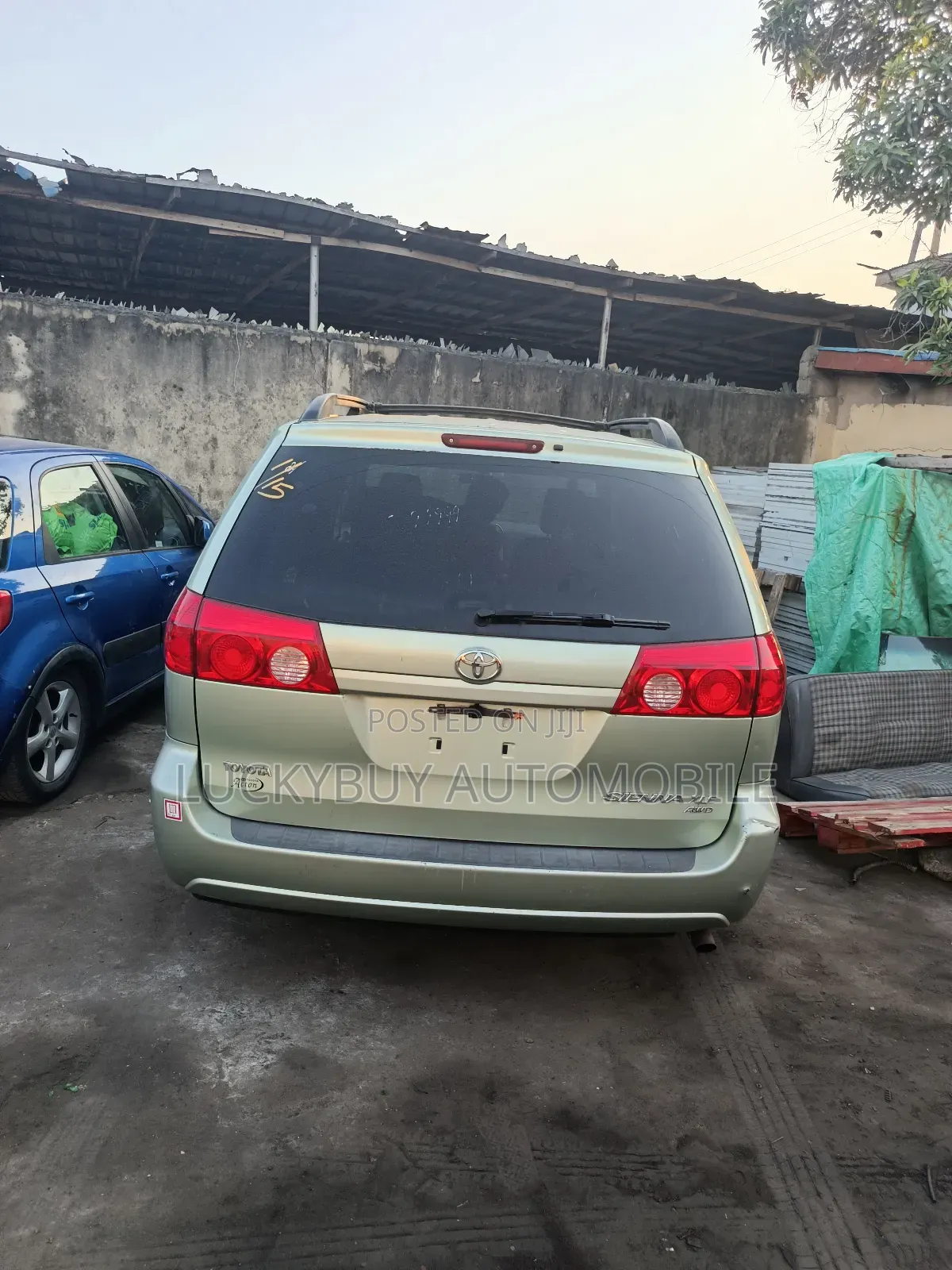 Toyota Sienna XLE AWD 2009 Green