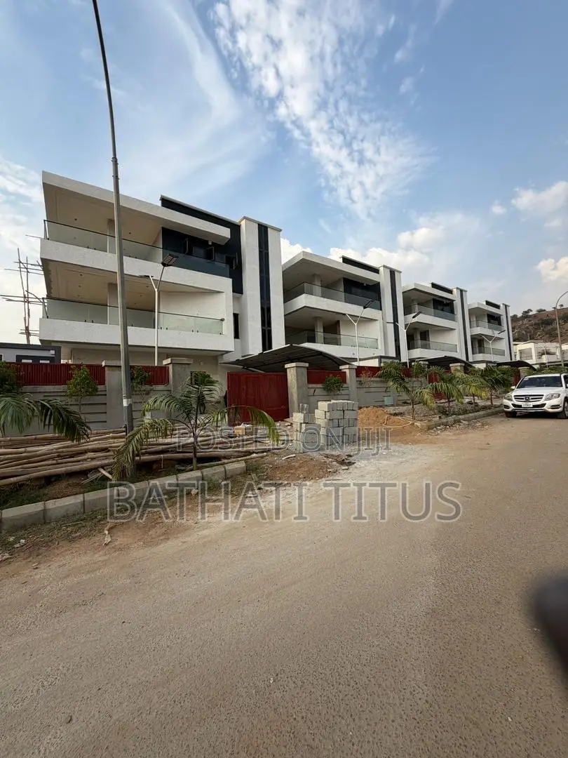 6bdrm Duplex in Katampe Extension for sale