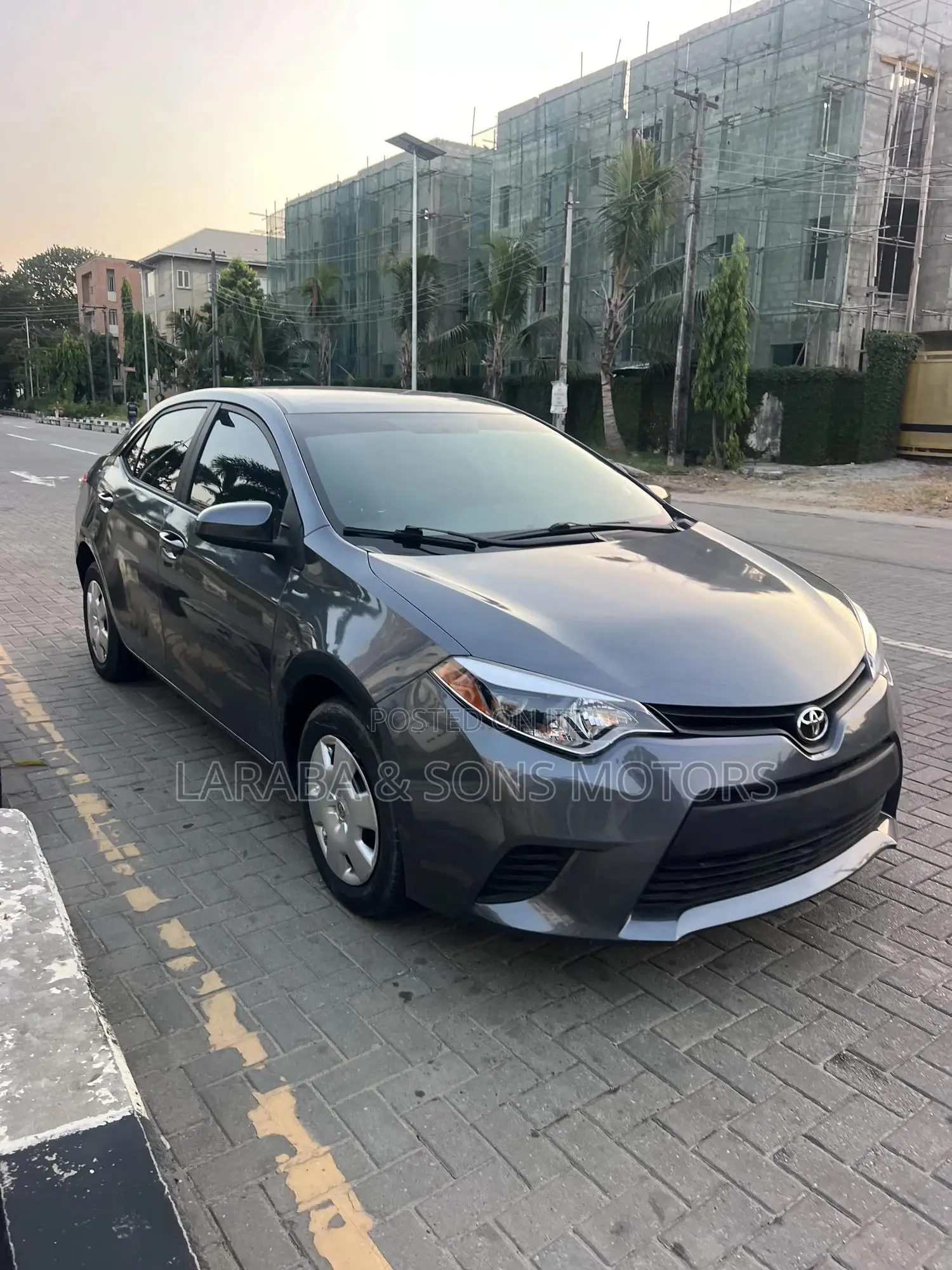 Toyota Corolla LE Eco 4dr Sedan (1.8L 4cyl CVT) 2014 Gray