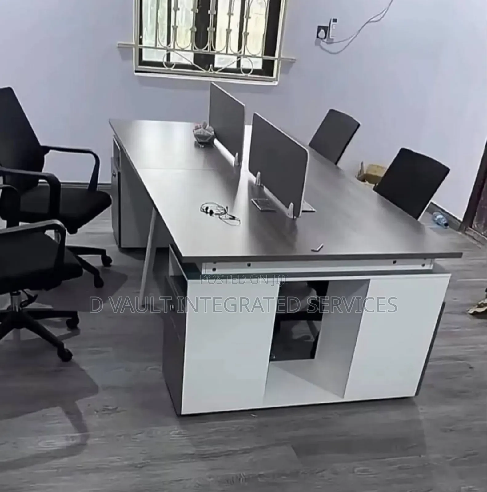 4 Seater Workstation
