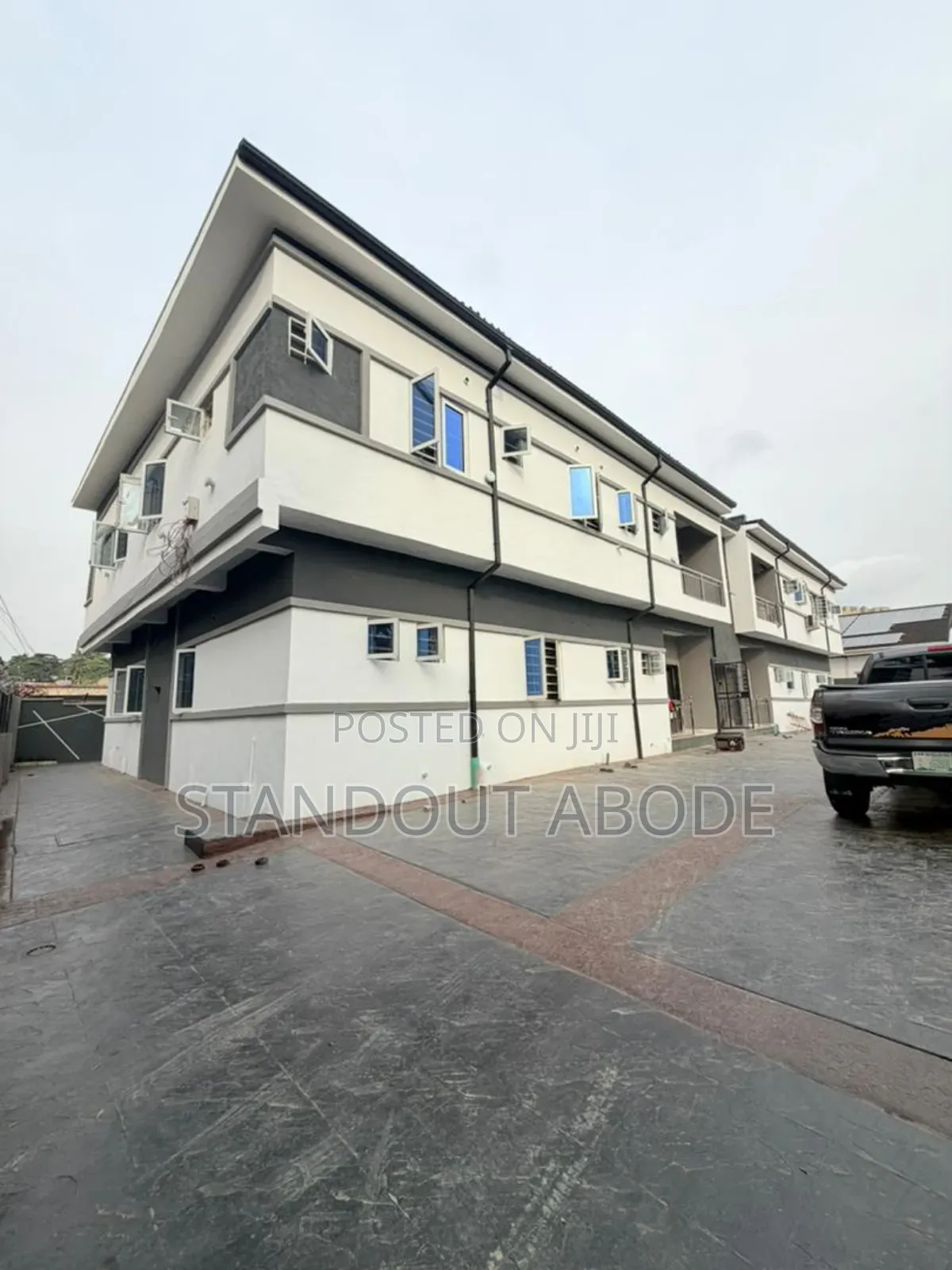 3bdrm Apartment in In An Estate, Oregun for sale