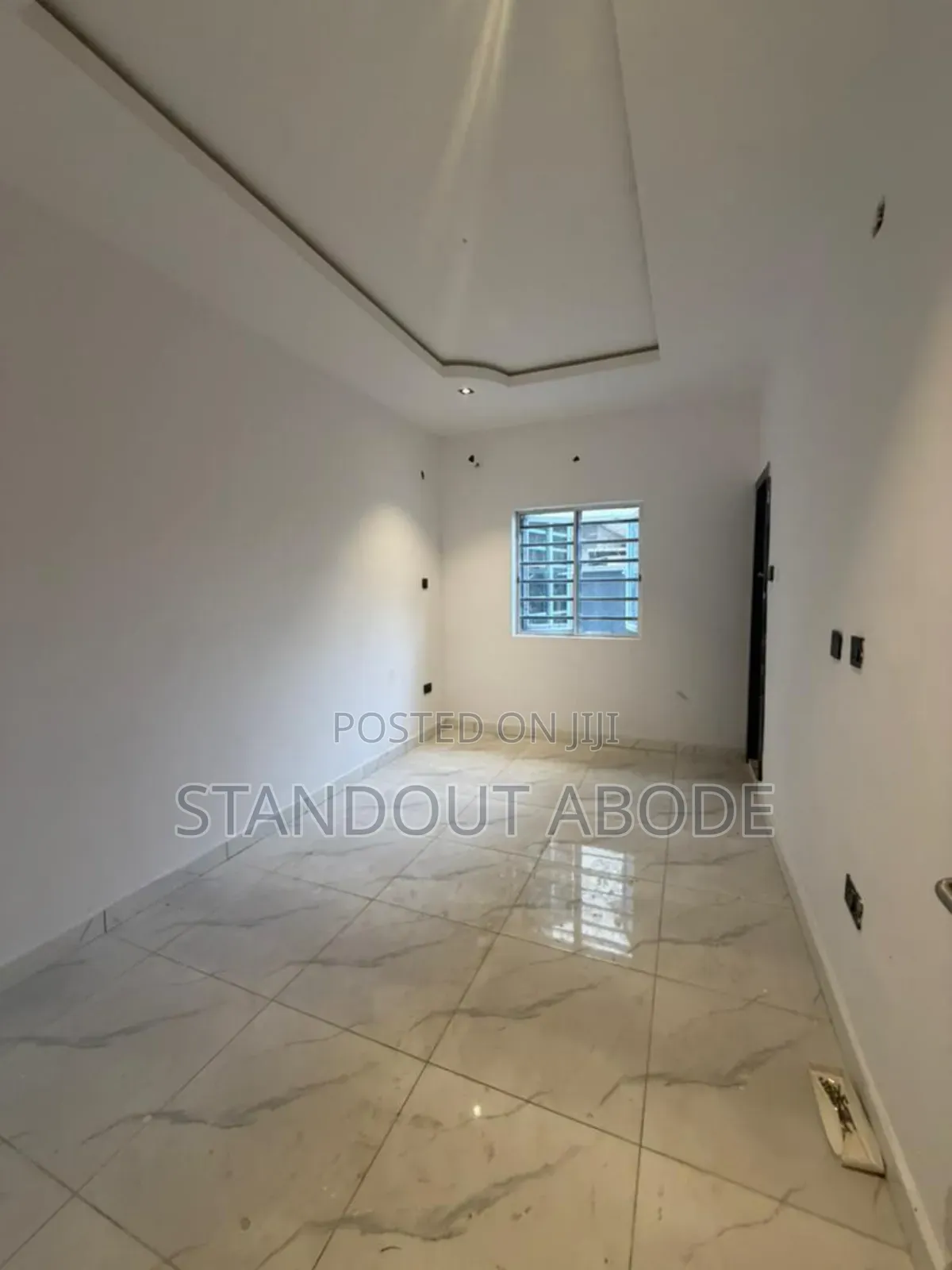 3bdrm Apartment in In An Estate, Oregun for sale