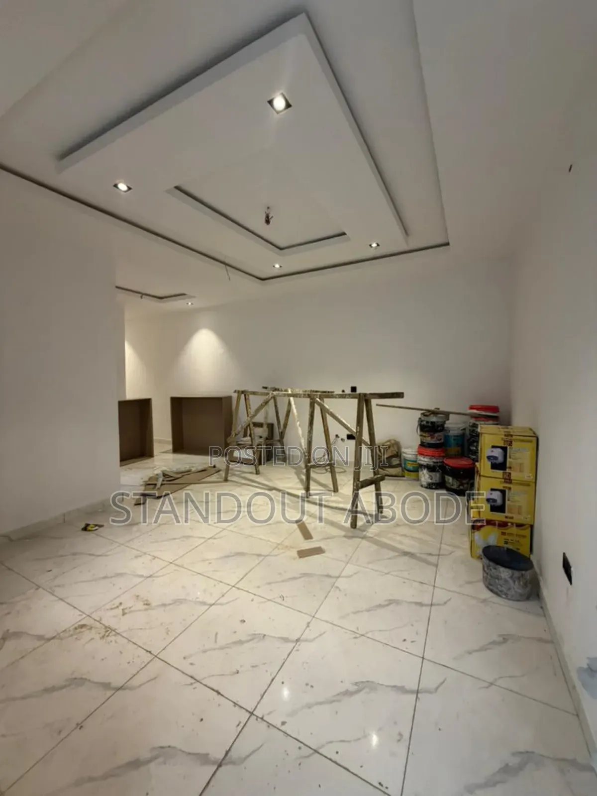 3bdrm Apartment in In An Estate, Oregun for sale