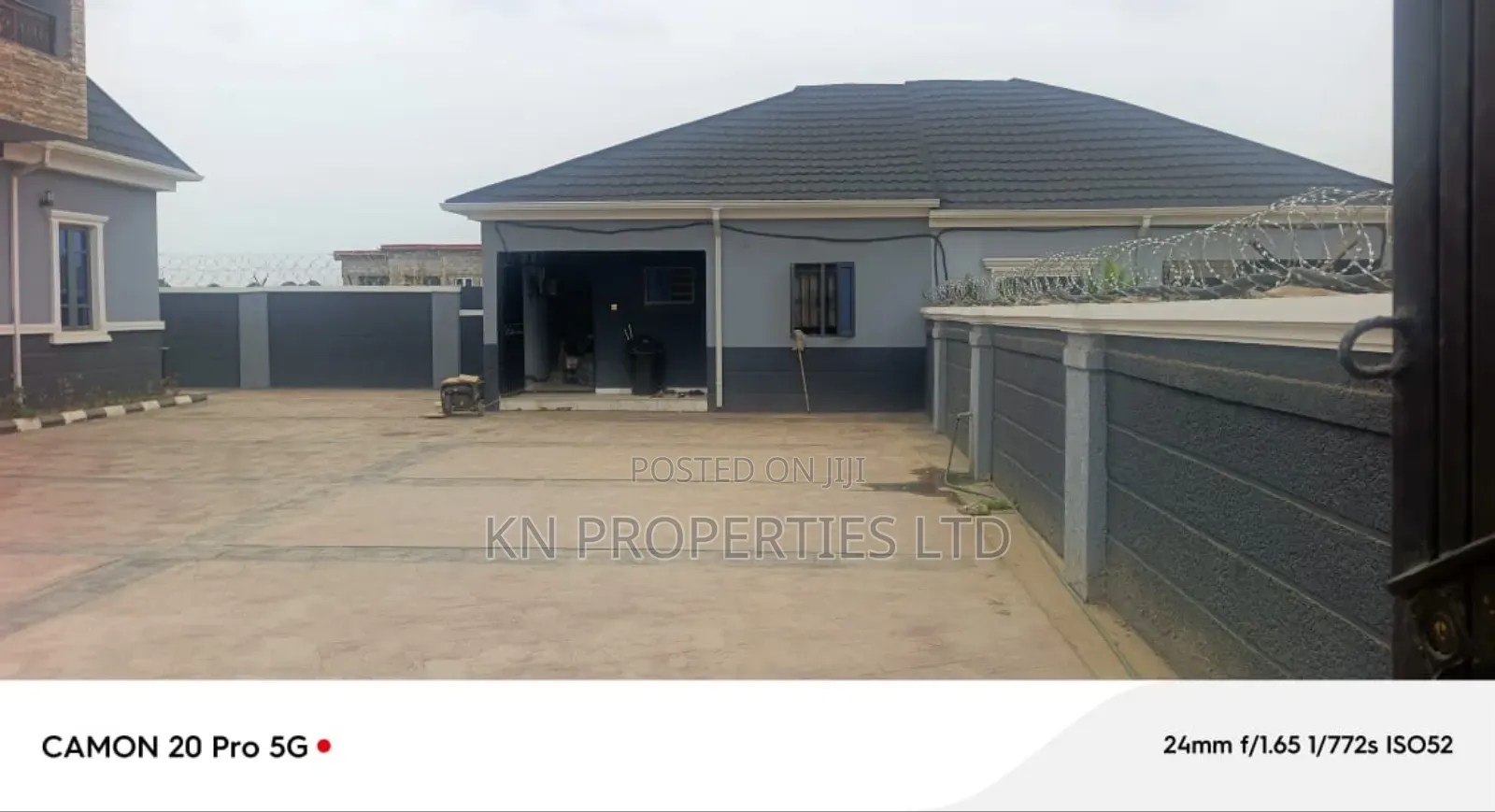 5bdrm Duplex in Estate Environment, Pyakasa for rent