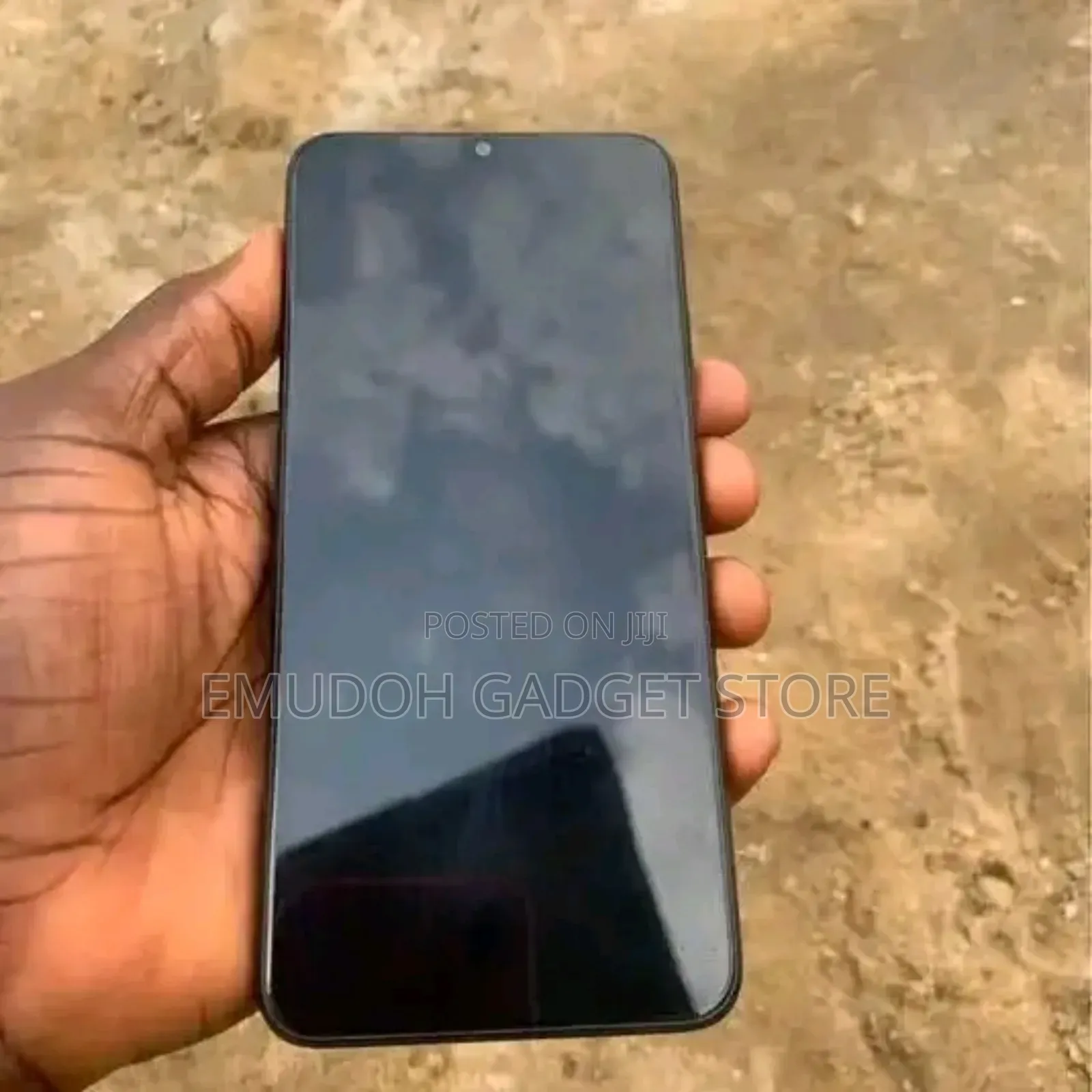 New Oppo A18 128 GB Gray