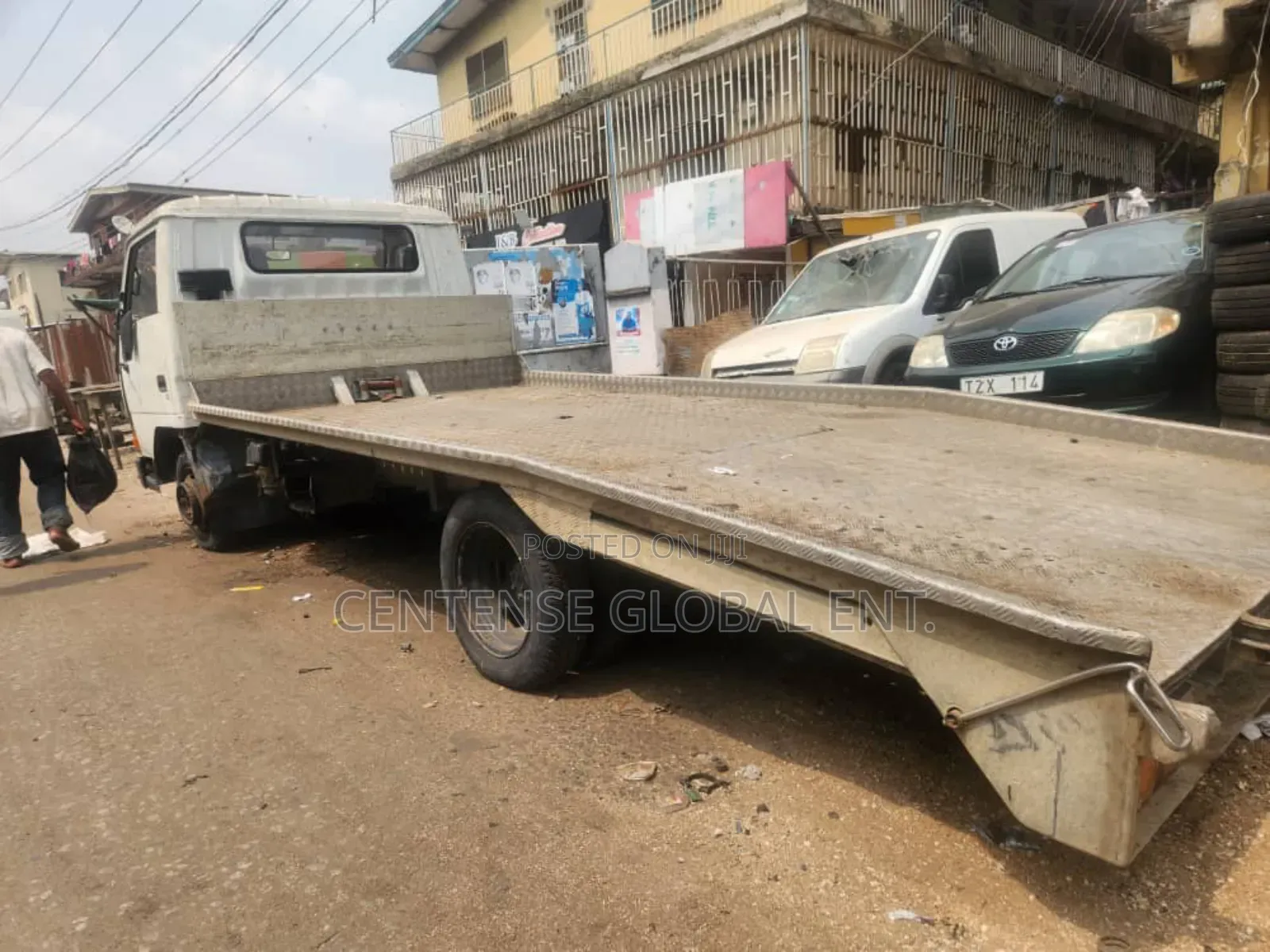 Mitsubishi Canter 1999 White