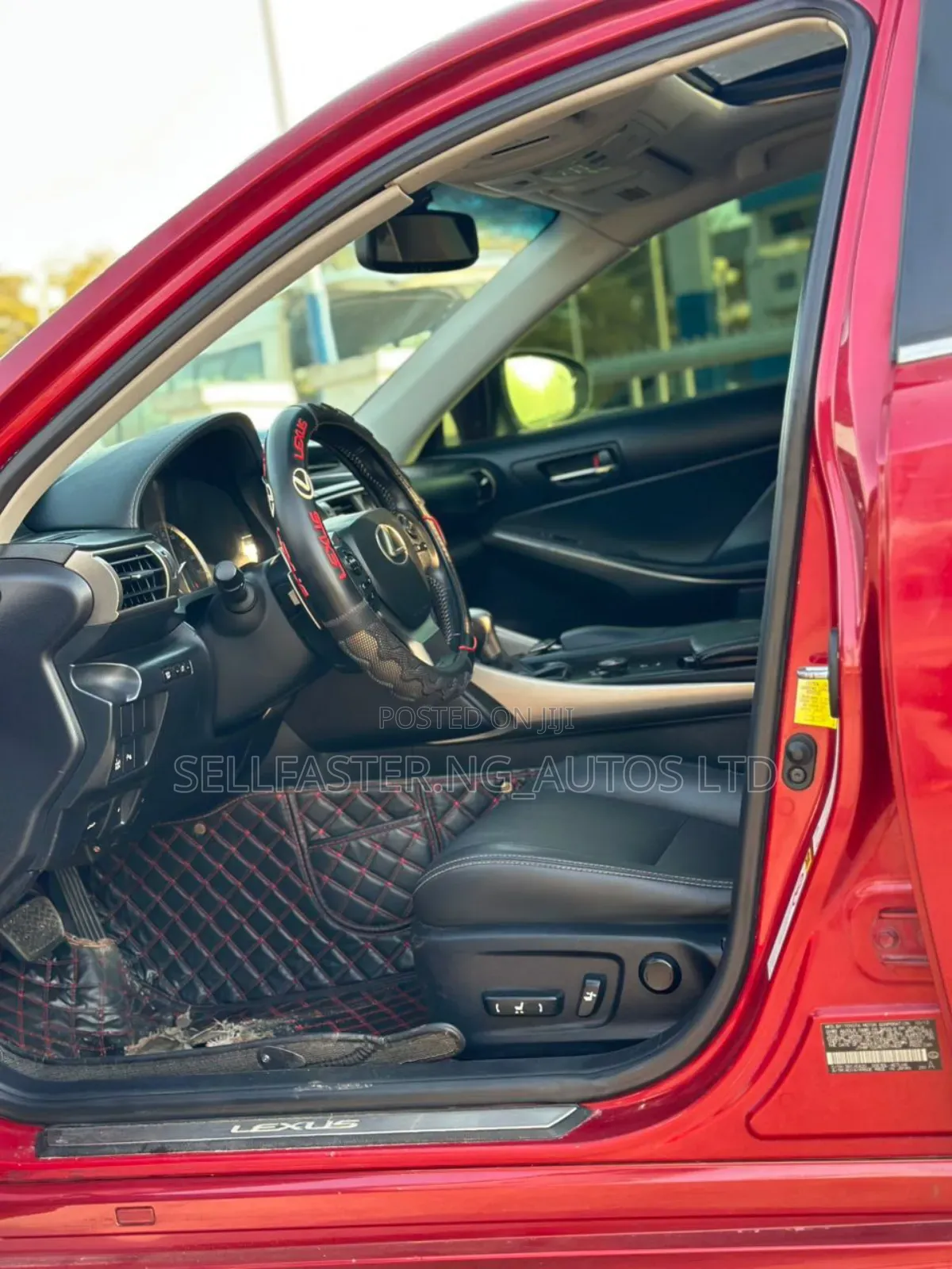 Lexus IS 2014 Red