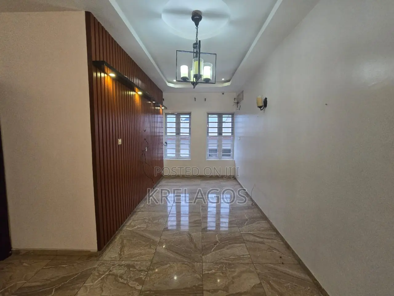 5bdrm Duplex in Agungi for sale