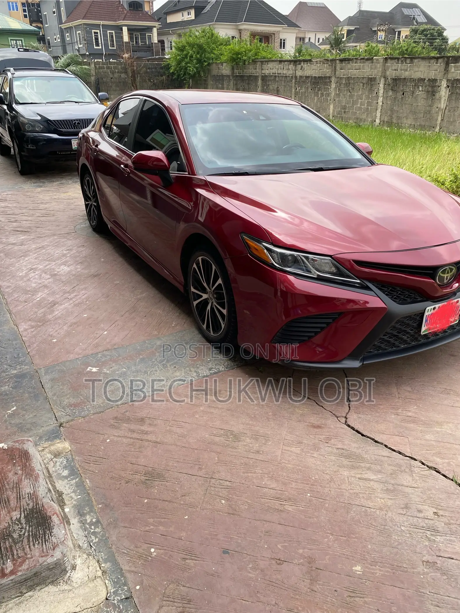 Toyota Camry SE FWD (2.5L 4cyl 8AM) 2018 Red