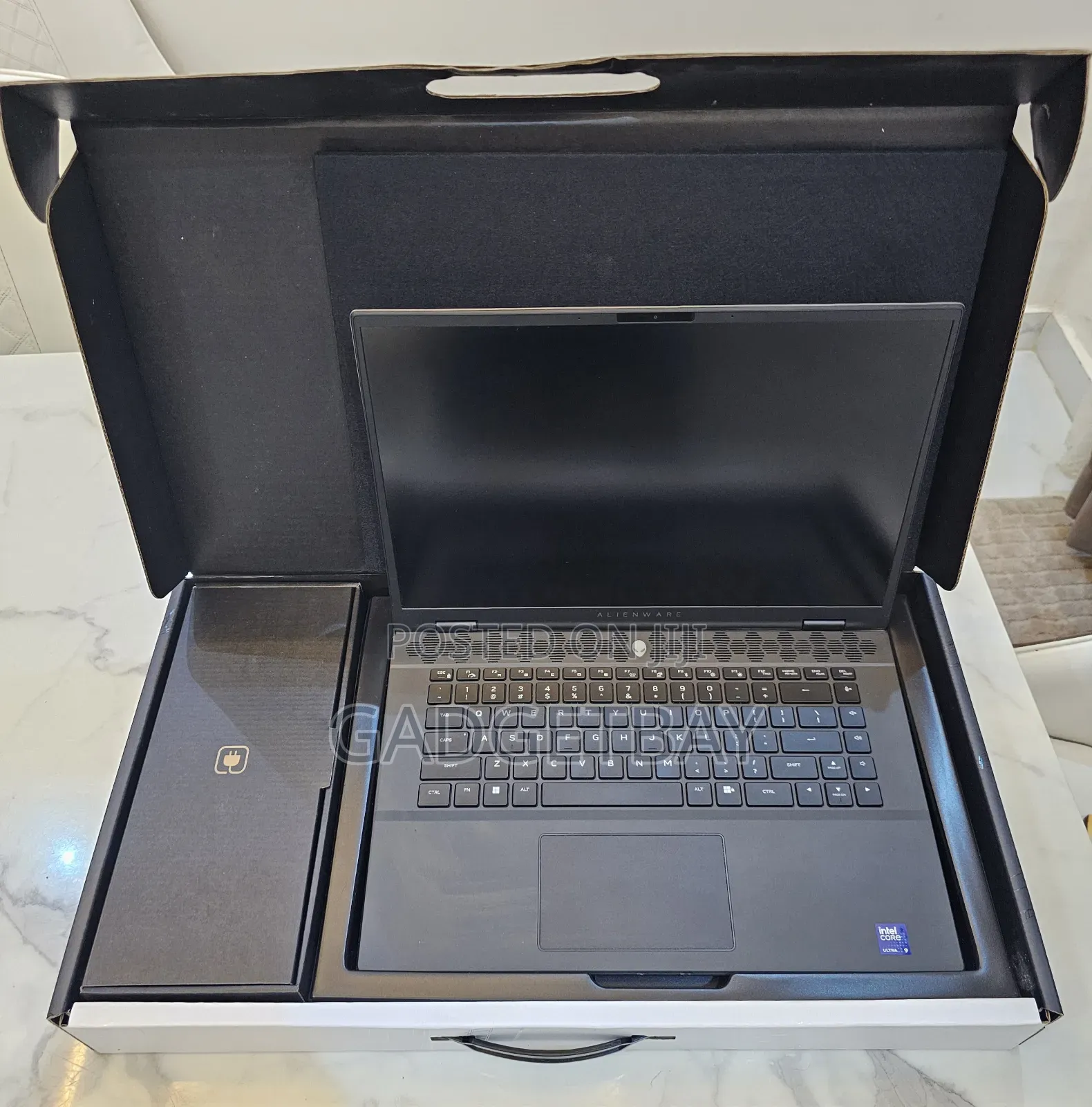 Laptop Alienware M16 R2 32GB Intel Core Ultra 9 SSD 1T