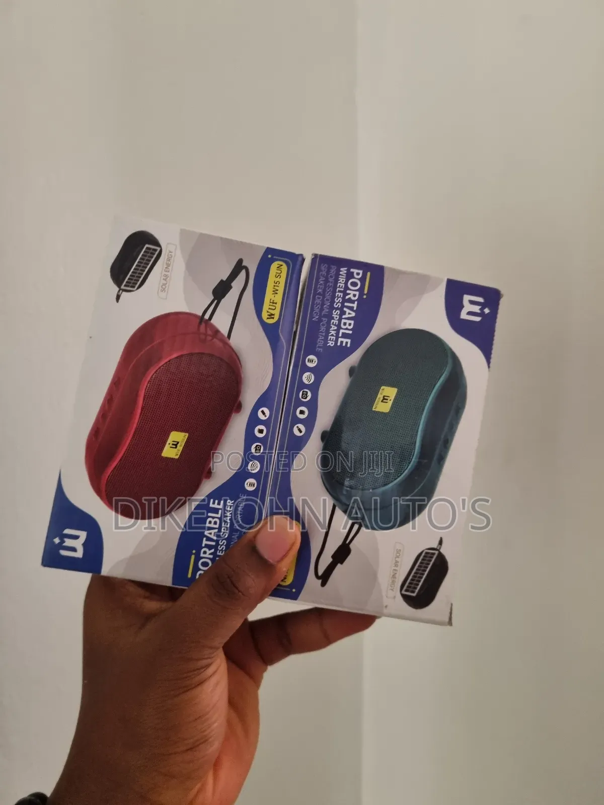 Portable Speaker With Solor