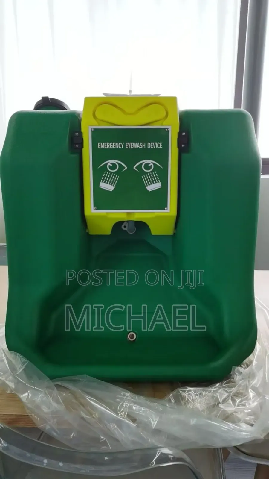 Emergency Eyewash Station 60 Litres